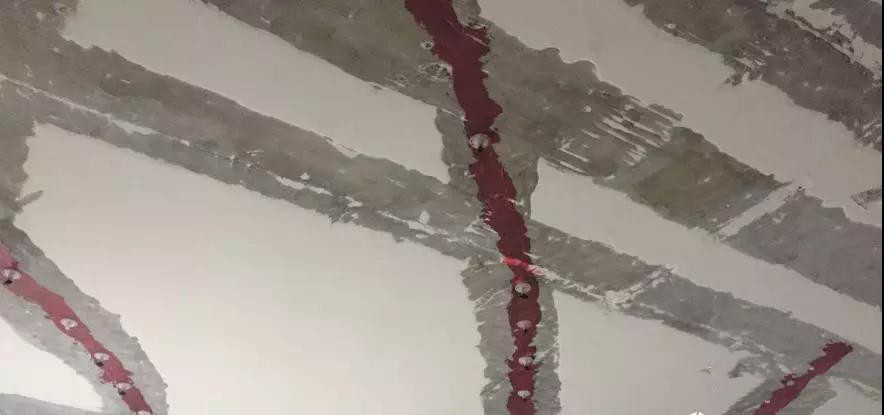 现浇混凝土楼板开裂加固处理方法 