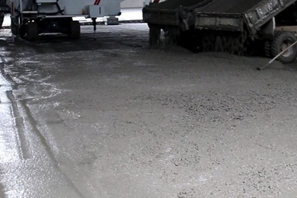 现浇混凝土楼地面怎么做